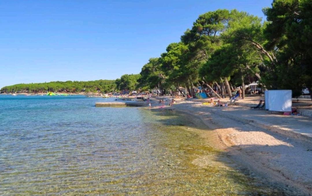 Mobile Home Linico Biograd Na Moru Zewnętrze zdjęcie